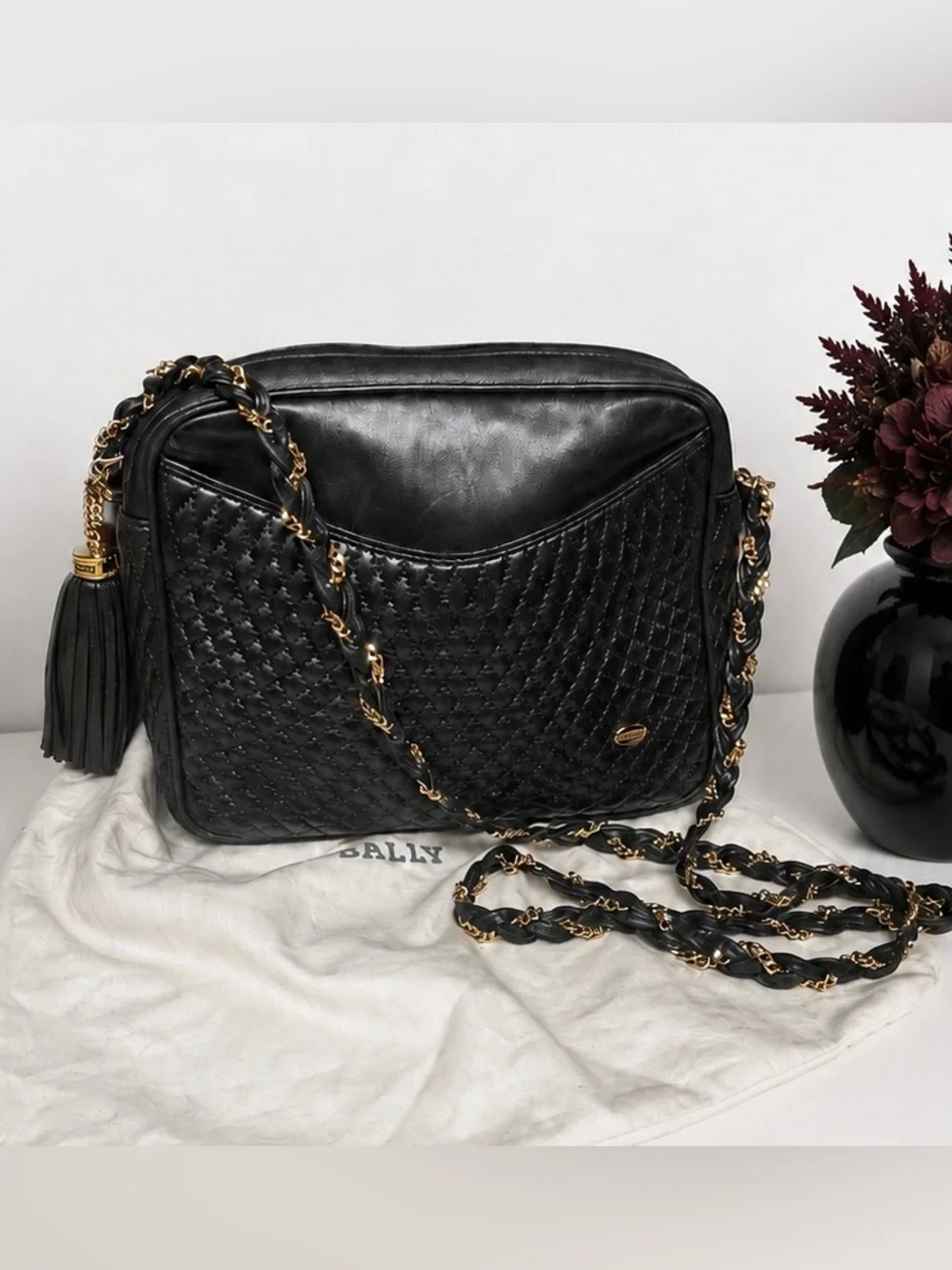 BALLY Italian Quilted Leather Crossbody Bag Chain Link Strap Tassel + Dust Bag - Picture 1 of 17